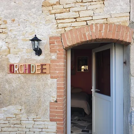 Domaine De Fontenelay Bed & Breakfast *