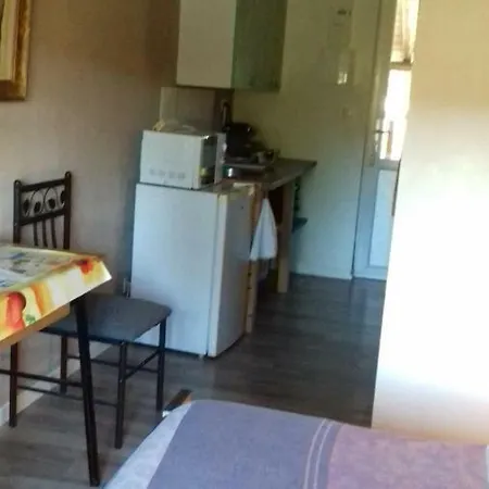 Bed & Breakfast Domaine De Fontenelay Gezier-et-Fontenelay